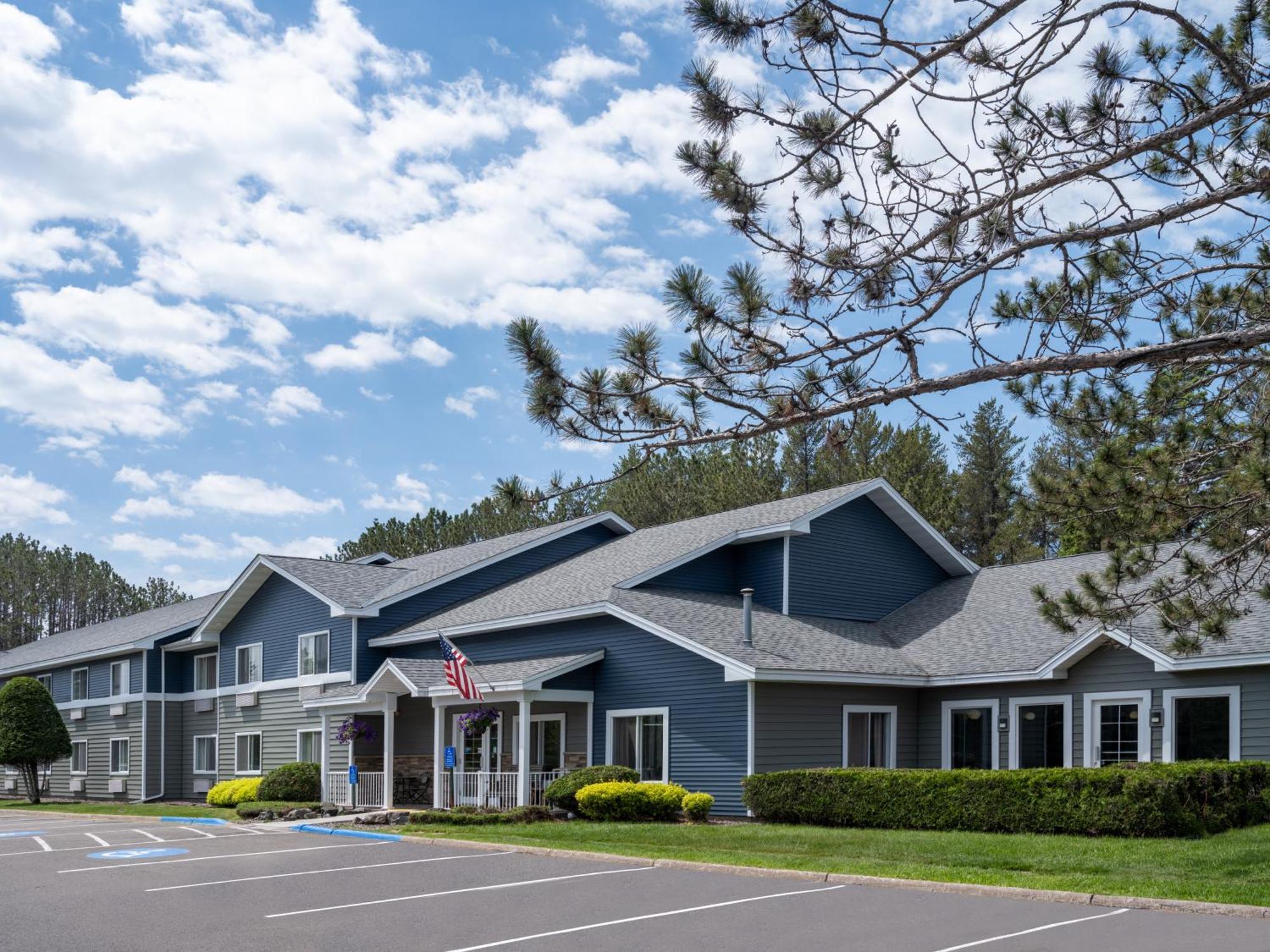 Country Inn Ту-Гарборс Екстер'єр фото